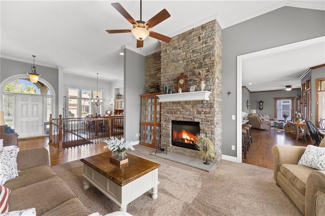 12715 Sloan Street, Kansas City, KS 66109