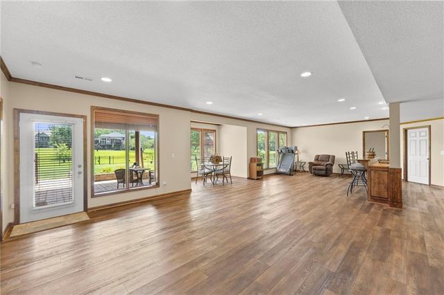 12715 Sloan Street, Kansas City, KS 66109
