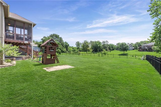 12715 Sloan Street, Kansas City, KS 66109