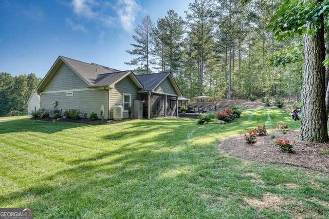 345 Loftis Mountain Way, Blairsville, GA 30512