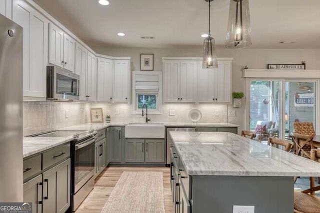 345 Loftis Mountain Way, Blairsville, GA 30512