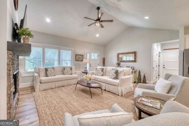 345 Loftis Mountain Way, Blairsville, GA 30512