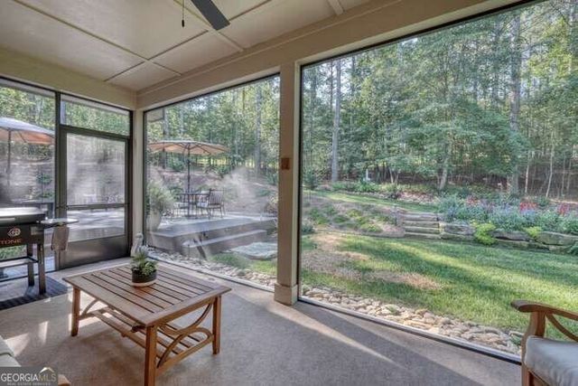 345 Loftis Mountain Way, Blairsville, GA 30512