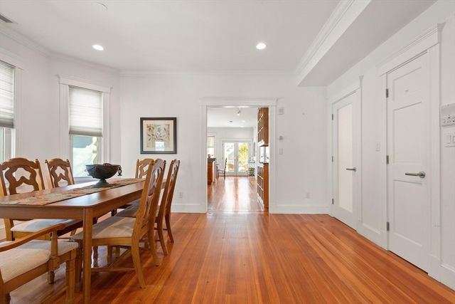 14-16 Ellsworth Park 2, Cambridge, MA 02138