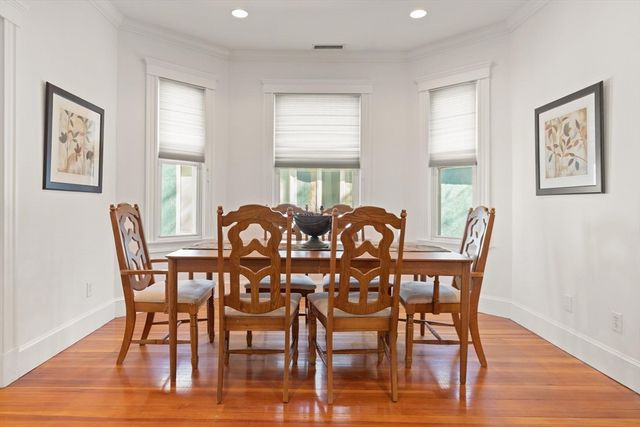 14-16 Ellsworth Park 2, Cambridge, MA 02138