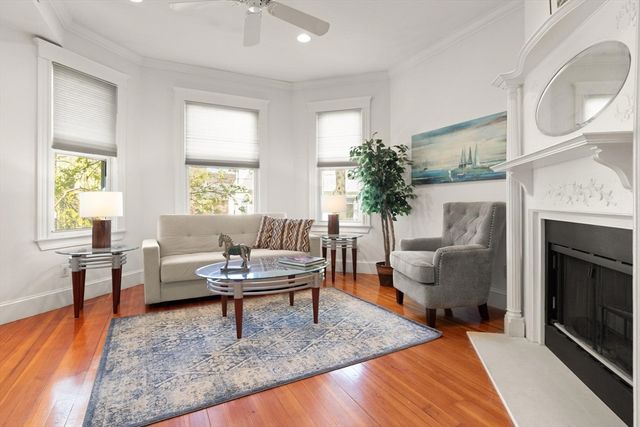 14-16 Ellsworth Park 2, Cambridge, MA 02138