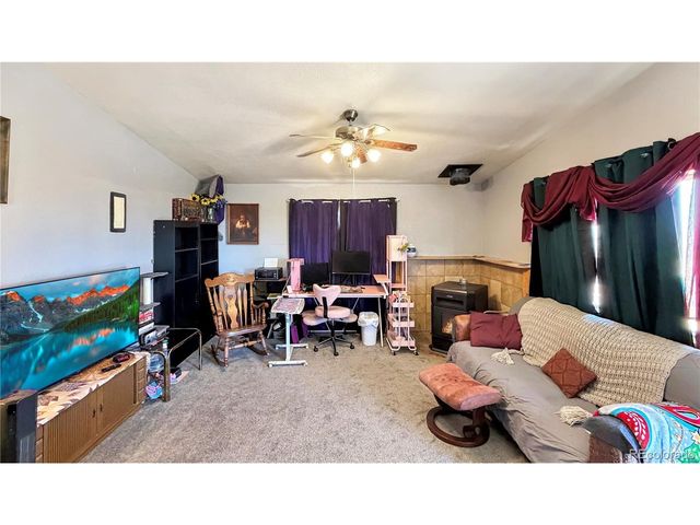 66 Basalt Dr, Alamosa, CO 81101