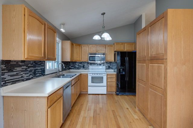 N6563 English Settlement Road, Albany, WI 53502