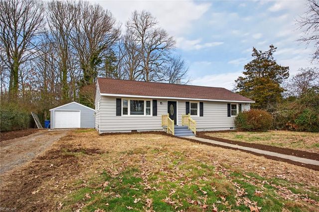 223 Woodhaven RD, Newport News, VA 23608