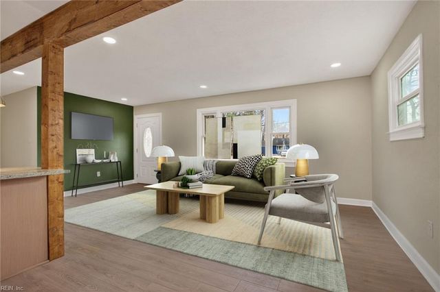 223 Woodhaven RD, Newport News, VA 23608