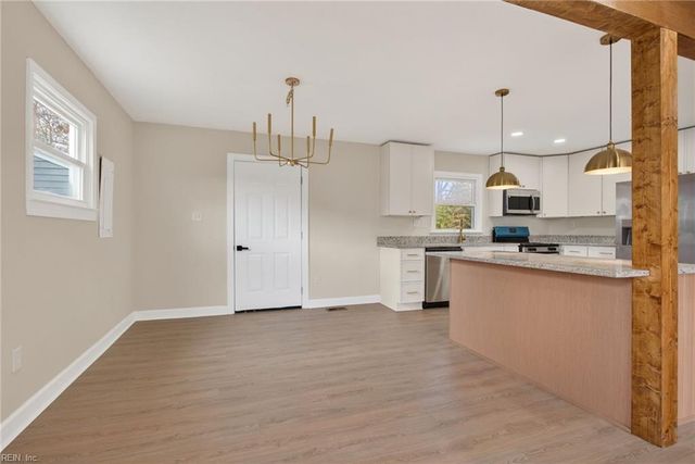 223 Woodhaven RD, Newport News, VA 23608