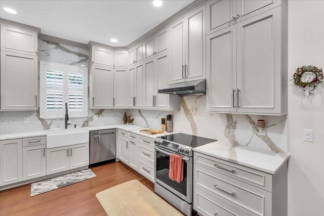 2224 TAMI SOLA STREET, Sarasota, FL 34237