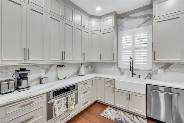 2224 TAMI SOLA STREET, Sarasota, FL 34237