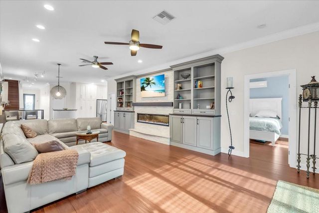 2224 TAMI SOLA STREET, Sarasota, FL 34237