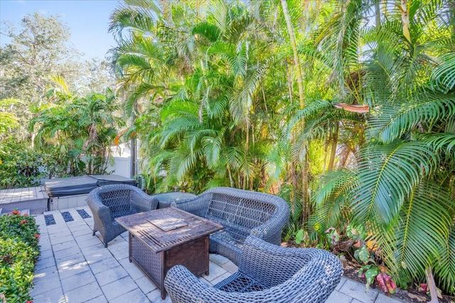 2224 TAMI SOLA STREET, Sarasota, FL 34237