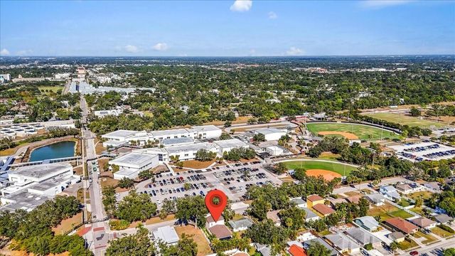 2224 TAMI SOLA STREET, Sarasota, FL 34237