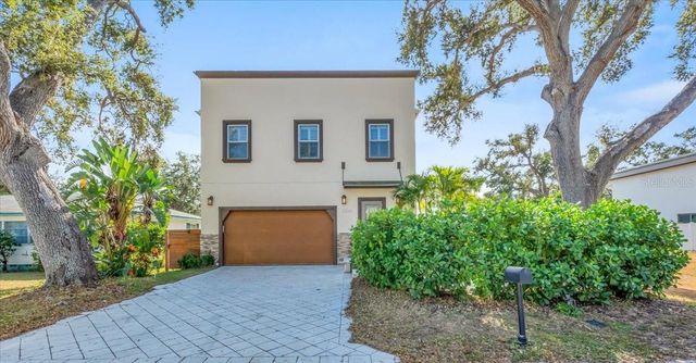 2224 TAMI SOLA STREET, Sarasota, FL 34237