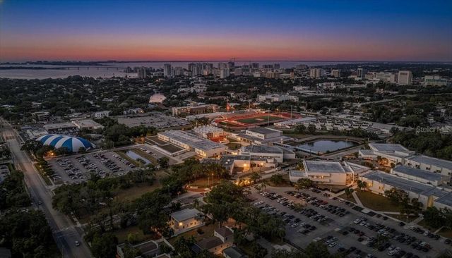 2224 TAMI SOLA STREET, Sarasota, FL 34237