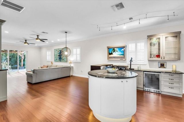 2224 TAMI SOLA STREET, Sarasota, FL 34237