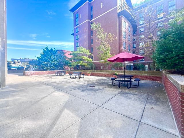 133 Park St 706, Brookline, MA 02446