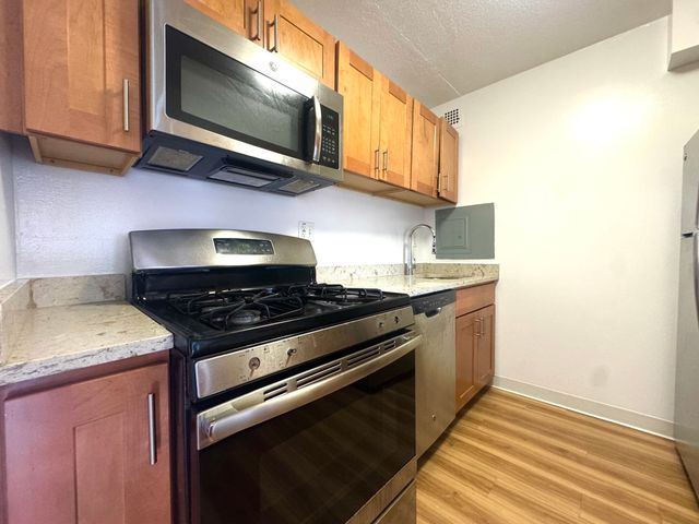 133 Park St 706, Brookline, MA 02446