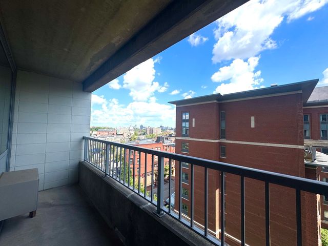 133 Park St 706, Brookline, MA 02446