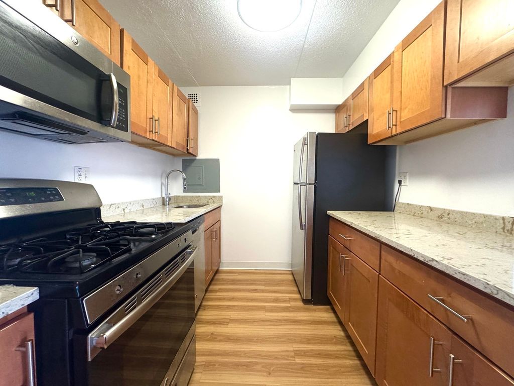 133 Park St 706, Brookline, MA 02446
