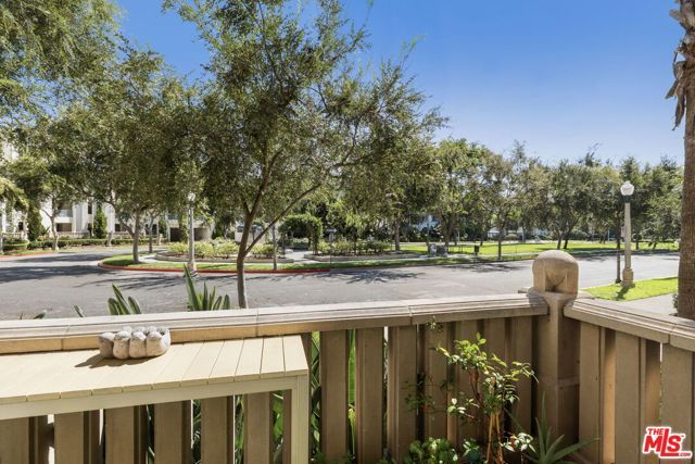 5625 Crescent Parkway 139, Los Angeles, CA 90094