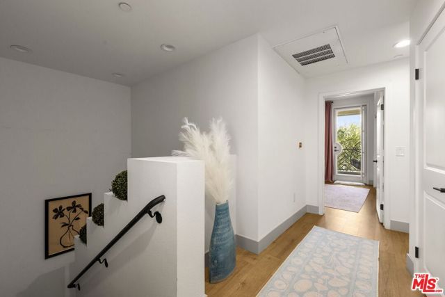 5625 Crescent Parkway 139, Los Angeles, CA 90094
