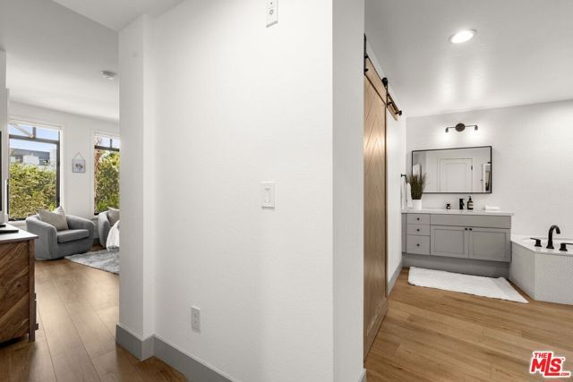 5625 Crescent Parkway 139, Los Angeles, CA 90094