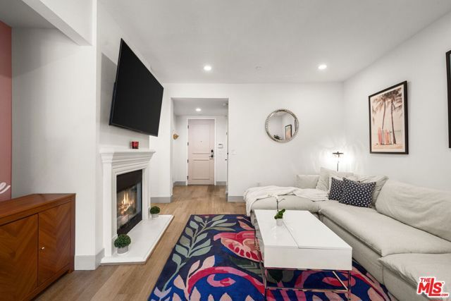 5625 Crescent Parkway 139, Los Angeles, CA 90094