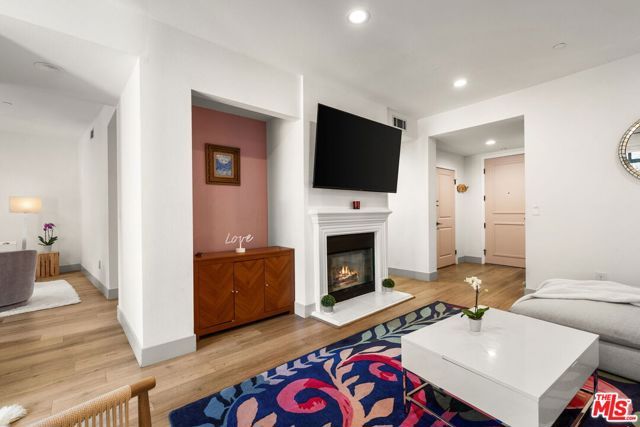 5625 Crescent Parkway 139, Los Angeles, CA 90094
