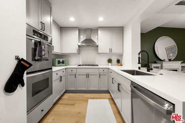 5625 Crescent Parkway 139, Los Angeles, CA 90094