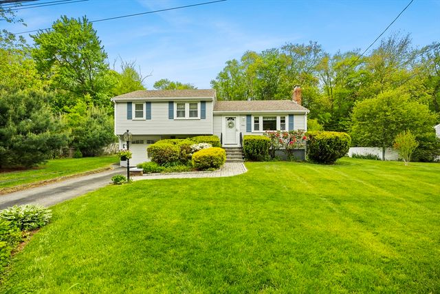201 Atkinson Ave, Stoughton, MA 02072