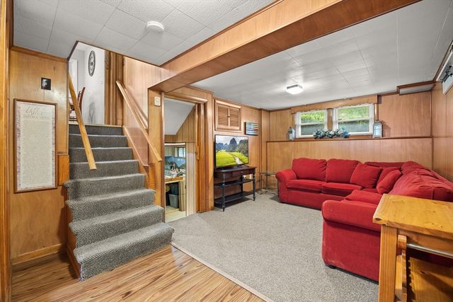 201 Atkinson Ave, Stoughton, MA 02072