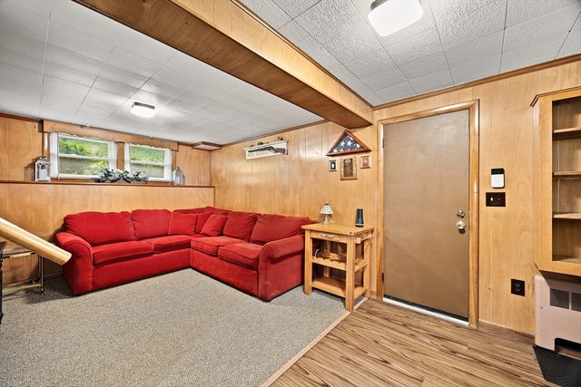 201 Atkinson Ave, Stoughton, MA 02072