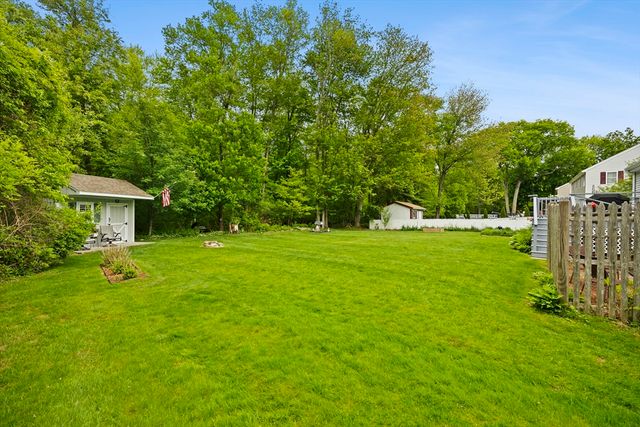 201 Atkinson Ave, Stoughton, MA 02072