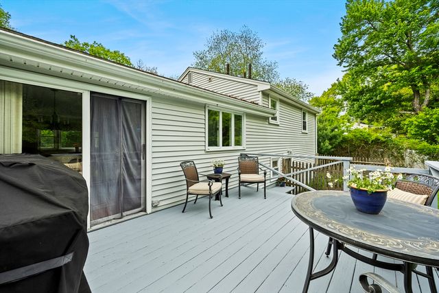 201 Atkinson Ave, Stoughton, MA 02072