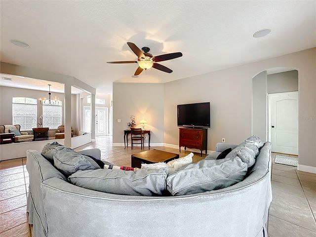 2685 REGAL PINE TRAIL, Oviedo, FL 32766