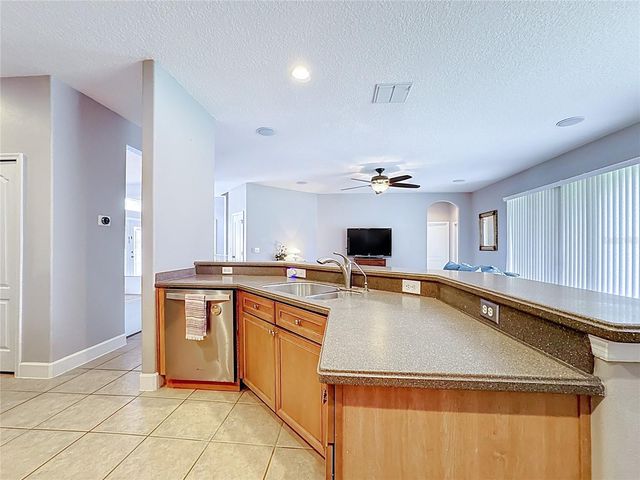 2685 REGAL PINE TRAIL, Oviedo, FL 32766