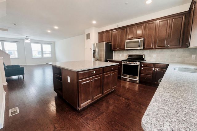 13 Fleet Street, North Brunswick, NJ 08902