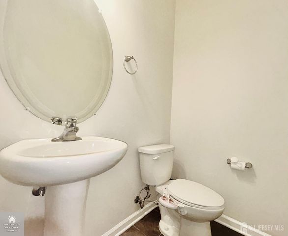13 Fleet Street, North Brunswick, NJ 08902