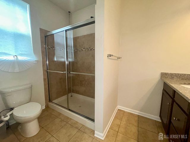 13 Fleet Street, North Brunswick, NJ 08902