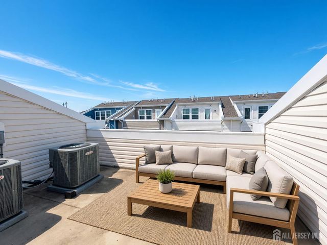 13 Fleet Street, North Brunswick, NJ 08902