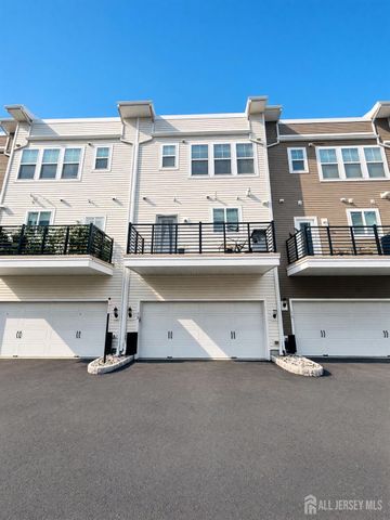 13 Fleet Street, North Brunswick, NJ 08902