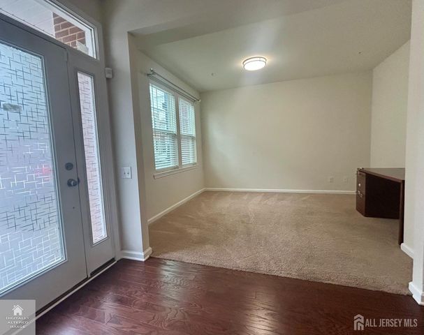 13 Fleet Street, North Brunswick, NJ 08902