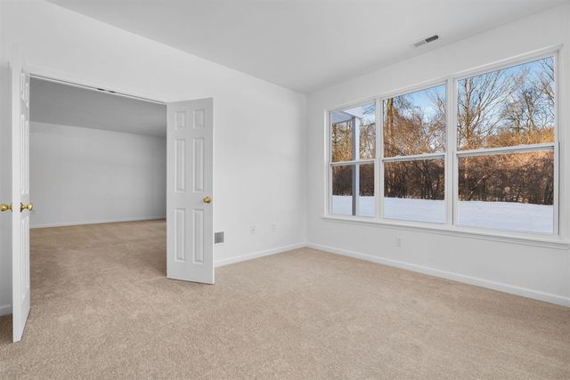 8117 Autumn Woods Trail, Ypsilanti, MI 48198