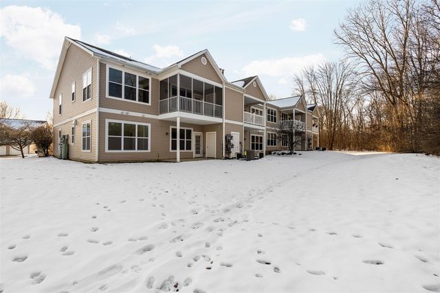 8117 Autumn Woods Trail, Ypsilanti, MI 48198