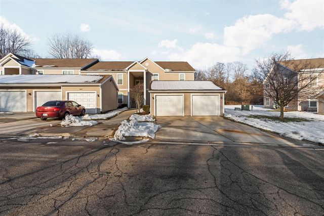 8117 Autumn Woods Trail, Ypsilanti, MI 48198