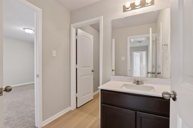 2961 Bridekirk DR, Round Rock, TX 78664